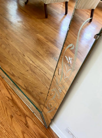 Venetian Silver Squared Wall Mount Vanity Mirror for Bedroom Venetian Silver Squared Wall Mount Vanity Mirror for Bedroom