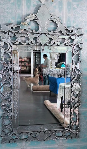 Glass Verticle Venetian Mirror for Interior decor Glass Verticle Venetian Mirror for Interior decor