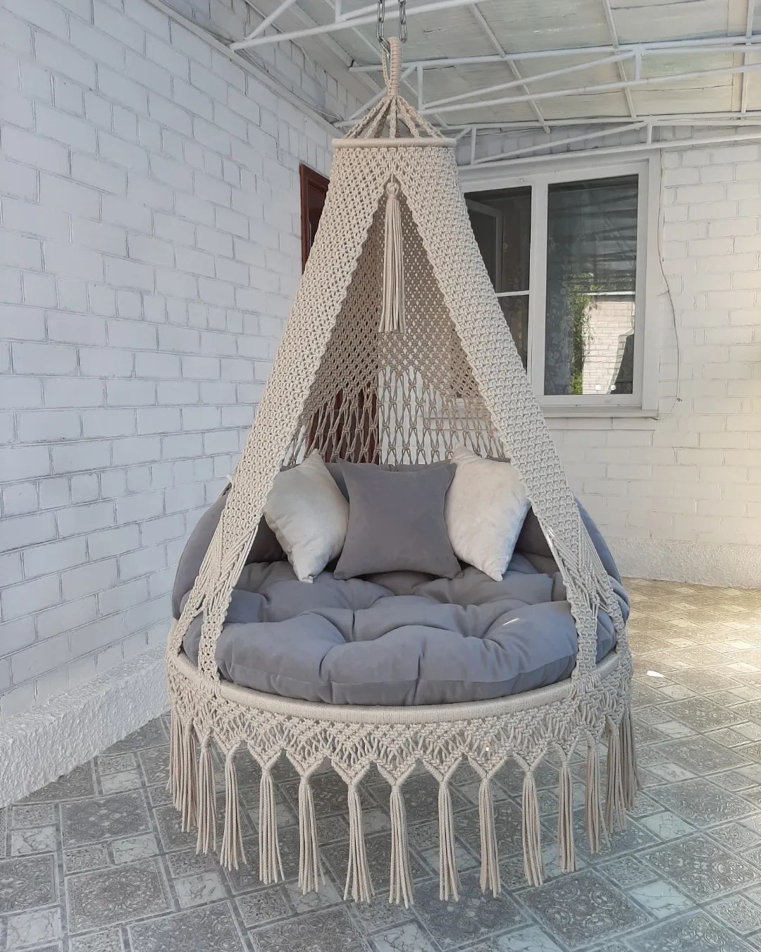Beautiful Natural Macrame Swing Chair, Hanging Hammock Chair, Round Hanging Chair