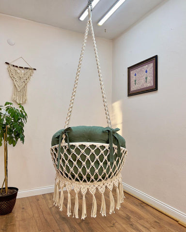 Hanging Macrame Swing Chair - Cozy Garden Hanging Chair for Indoor & Outdoor Spaces